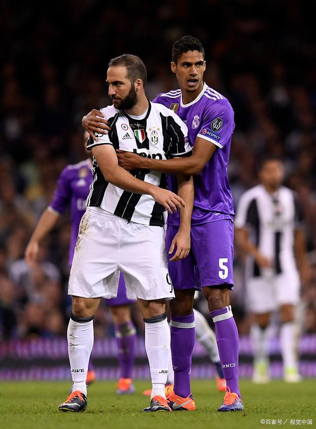 意大利战胜敌人,冲进八强赛 意大利战胜敌人,冲进八强赛