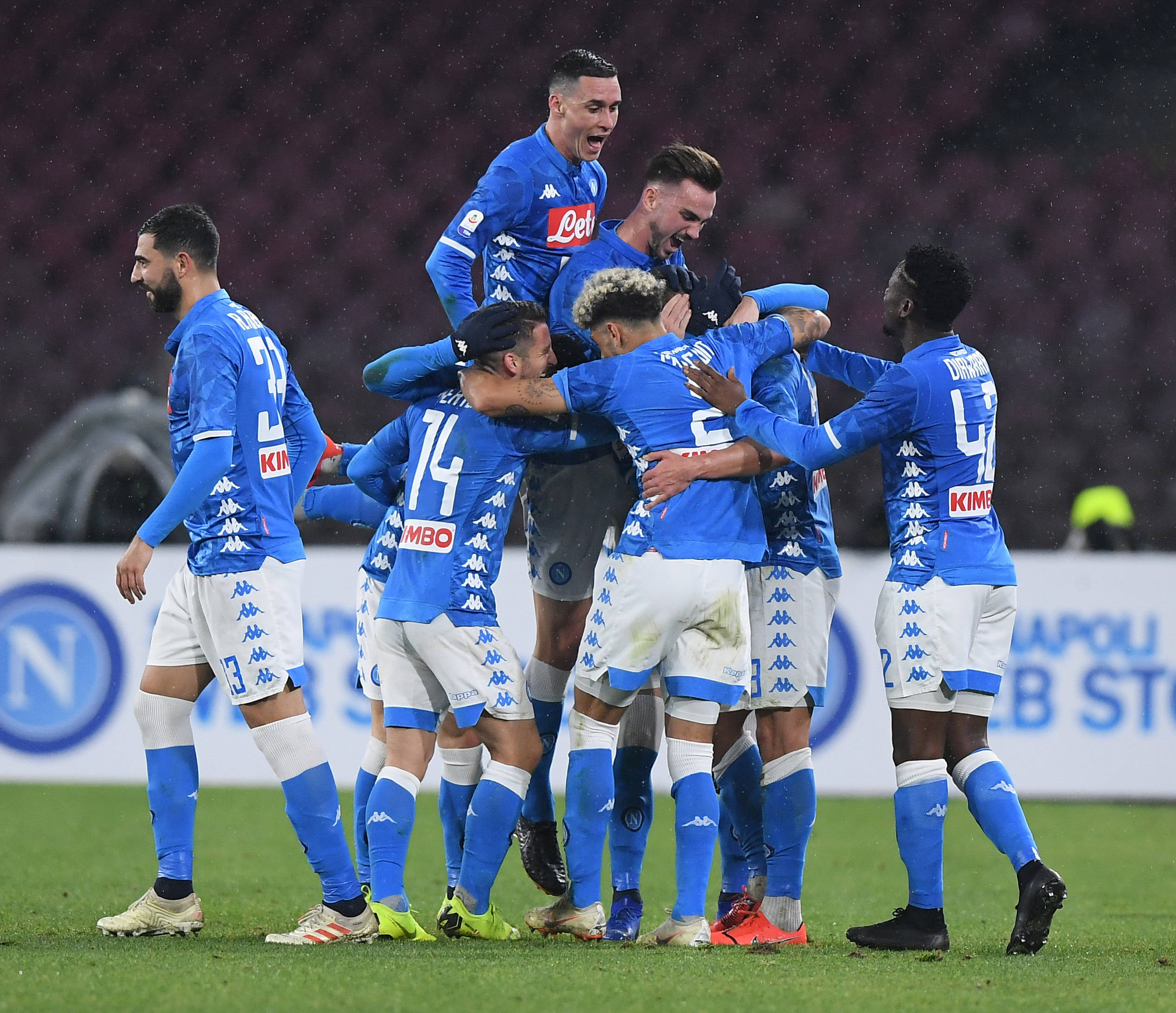 雷速官网-利物浦对阵那不勒斯，比分角逐谁能占先