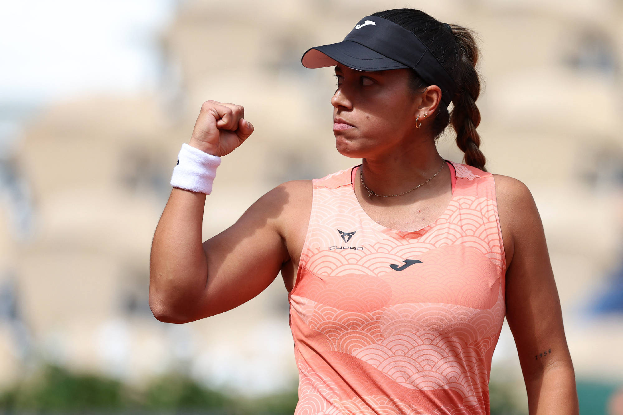 雷速直播-立陶宛女子射击选手刷新纪录